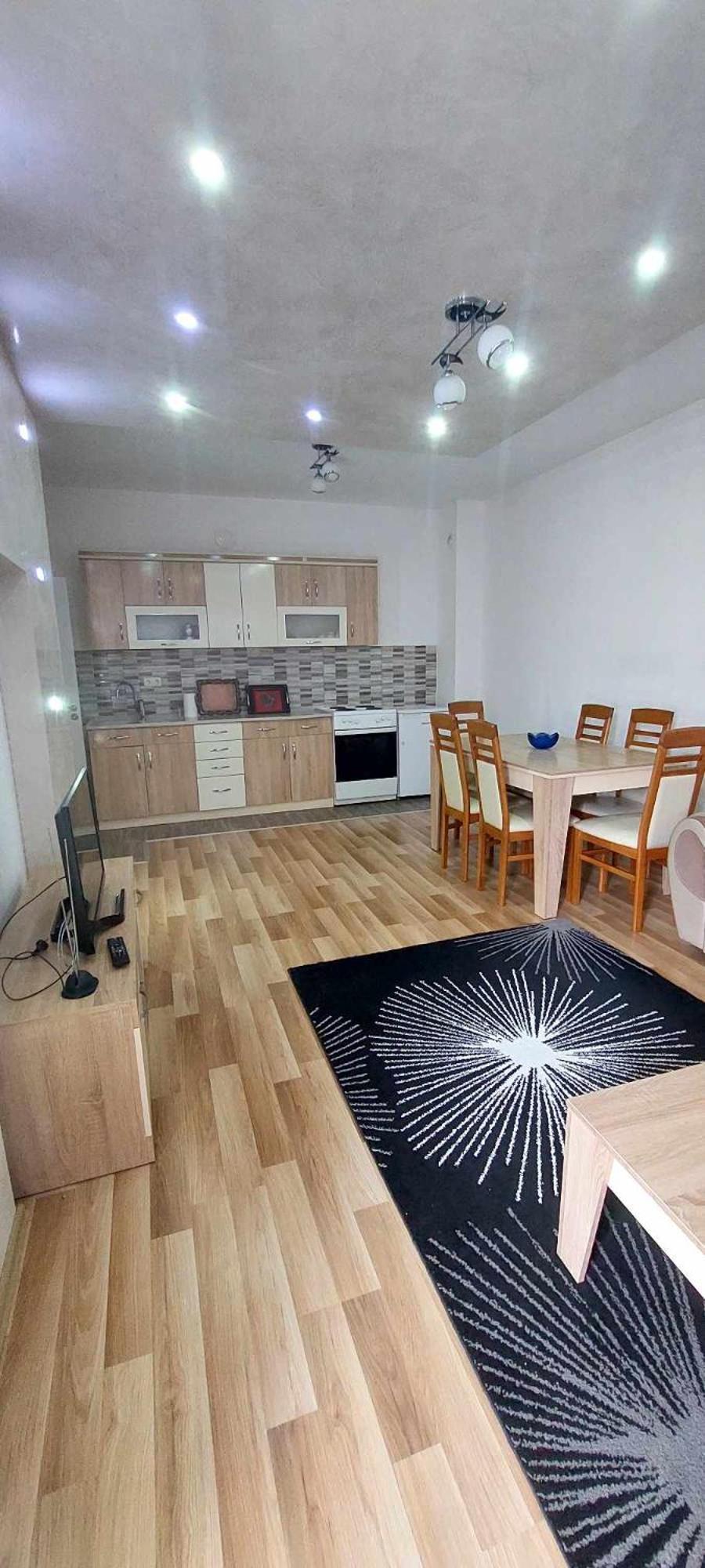 Aria Apartment Mitrovica Bagian luar foto